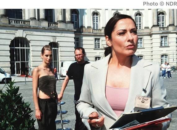 Wiederholung „Mama macht’s möglich“ 15. & 16.07. - TINA BORDIHN