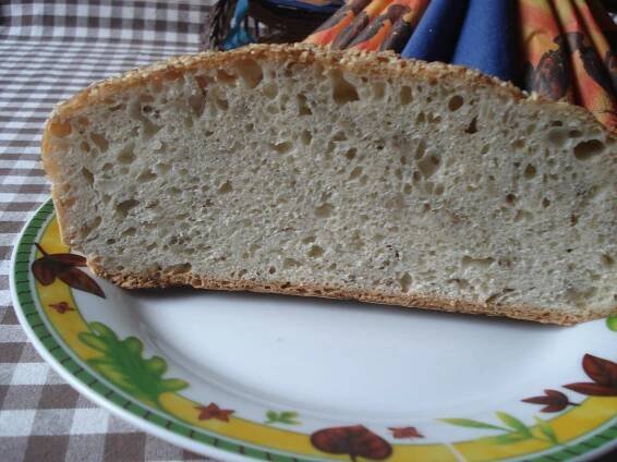 Recept: DOMÁCÍ CHLEBA V REMOSCE
