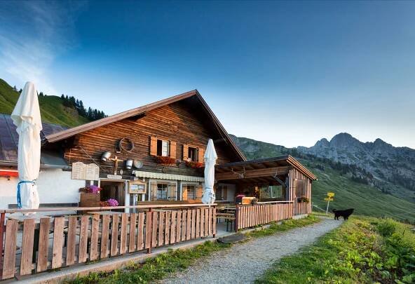 Lechaschauer Alm.jpg