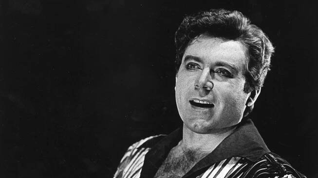 Peter Schreier, 84, Elegant German Tenor Who Also Conducted, Dies