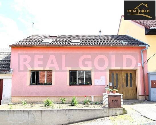 Prodej RD 206 m2, pozemek 309 m2 se dvěma byt. jednotkami, městys Vladislav, okr. Třebíč | Reality.iDNES.cz 