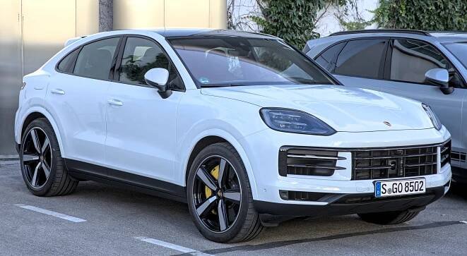 Datei:2023 Porsche Cayenne Coupé IAA 2023 1X7A0021.jpg