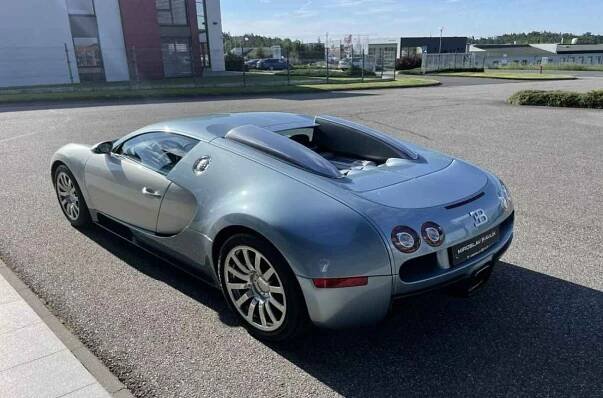 V českém autobazaru lze koupit ojetý Bugatti Veyron. A cena? Skoro 40 milionů