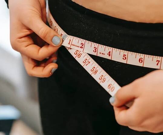 What is the difference between overweight & obesity? - DINE