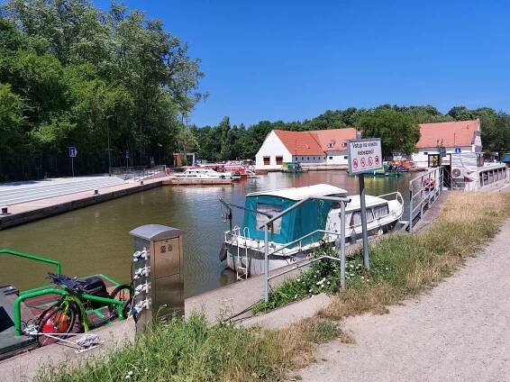 Fotogalerie • Přístaviště Strážnice (Přístav) • Mapy.com