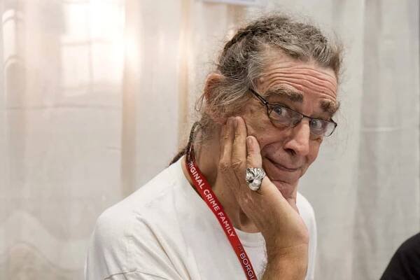 Peter Mayhew se do filmové historie zapsal jako Wookie Chewbecca ze Star Wars. Foto: randychiu, Flickr