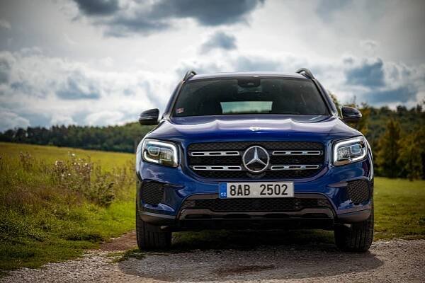Nový nejlepší rodinný přítel: Kompaktní SUV od Mercedesu uveze až sedm pasažérů a má rozumnou cenu