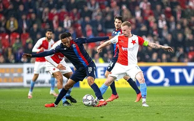 Slavia hostí Plzeň. Rozhodne se o mistrovi?