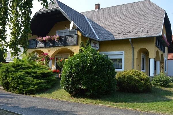 House Leitner | Balatongyörök