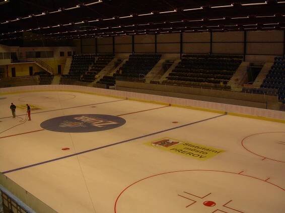 HC ZUBR Přerov - Hokejisté se dočkali vysněné stavby, před padesáti lety otevřeli v Přerově zimní stadion