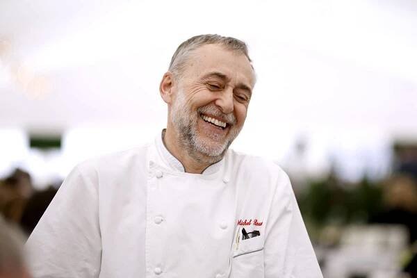 Michel Roux Jr announces closure of renowned restaurant Le Gavroche