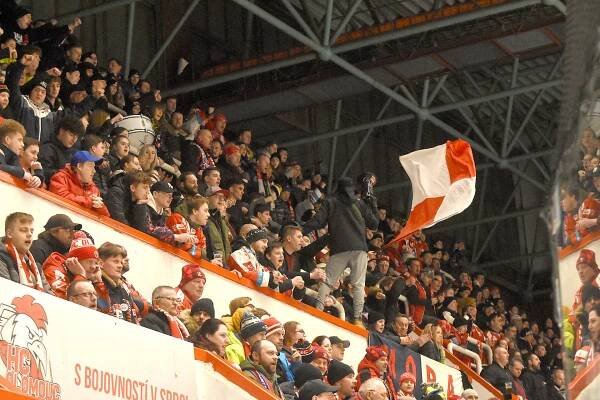 Hokejisté HC Olomouc doma porazili Pardubice | Hanácký Večerník | Zpravodajství z Olomouce a okolí