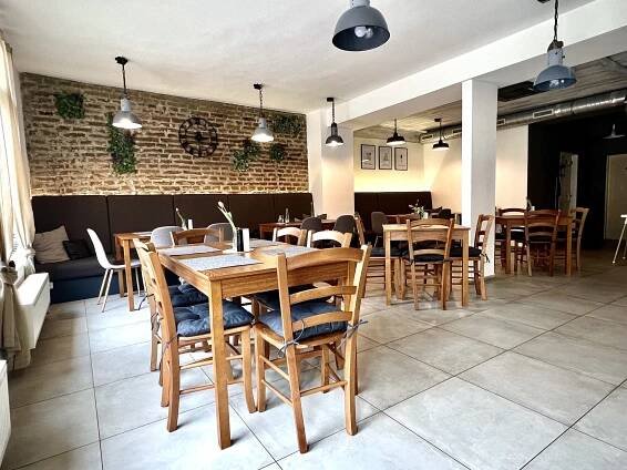 Pozvánka – nová restaurace Living ve Znojmě | www.coolbrnoblog.cz