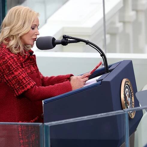 Trump's Pastor Paula White 'Wrong' to Hawk Religious Products While Working for the White House, Says Ex-Obama Adviser