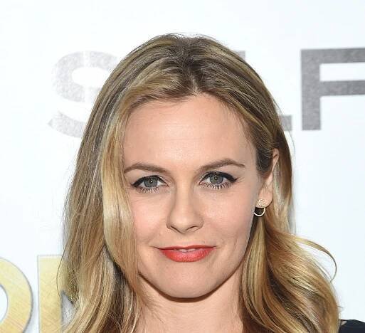 Alicia Silverstone Net Worth