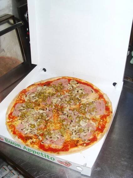 Pizza "HNED" foto 3