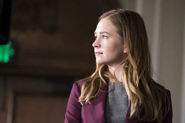 For the People - Everybody's a Superhero - Z filmu - Britt Robertson