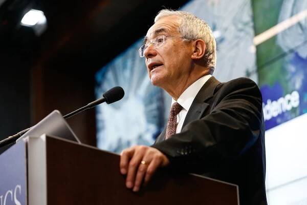 Fotka: Lord Nicholas Stern