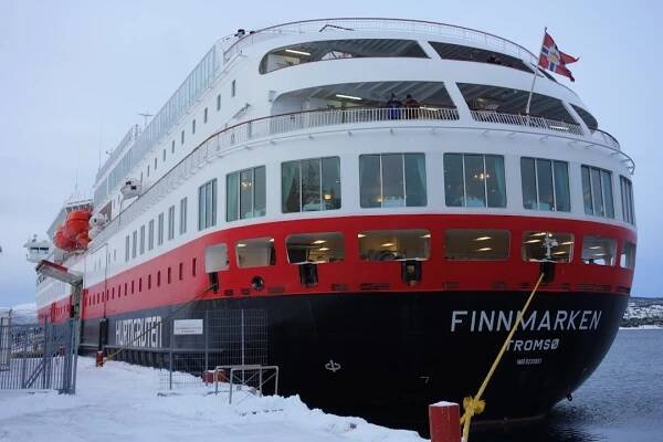  Pobřežní linka Hurtigruten