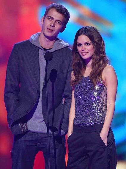 Hayden Christensen (L) and Rachel Bilson speak during the Spike TV's 2007 'Video Game Awards' 