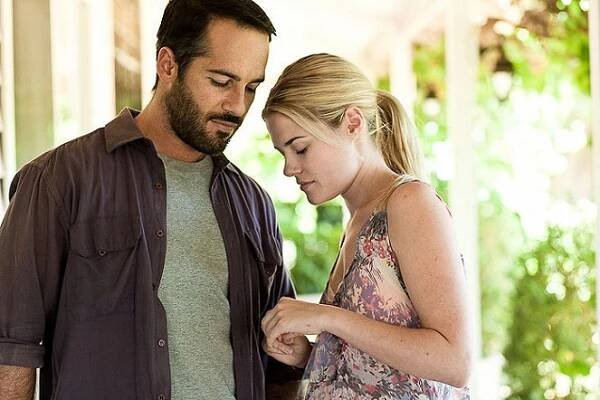 Summer Coda - Z filmu - Alex Dimitriades, Rachael Taylor