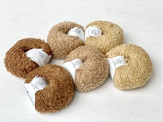 Mohérová příze bouclé Mini Loop Mohair zn. DollyMo - Honey blonde - Obrázek 2