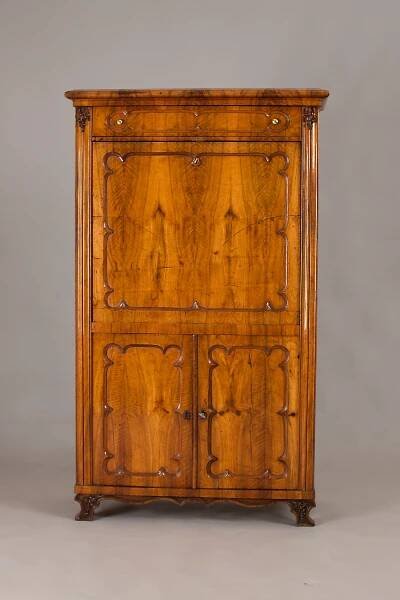 Klapsekretař biedermeier