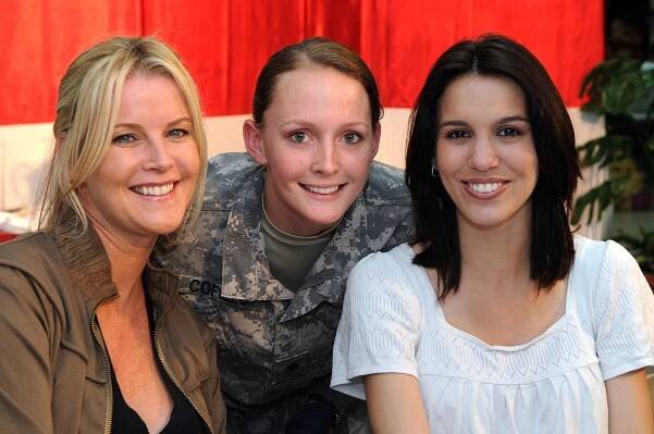 Actresses Maeve Quinlan and Christy Carlson Romano