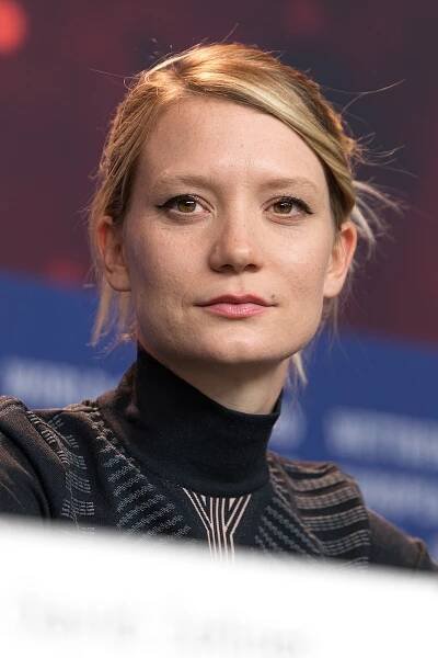 Mia Wasikowska - Wikiwand