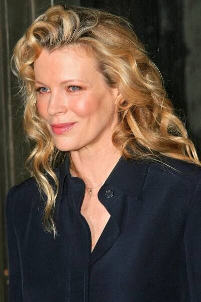 51 Most Stunning Women Celebrities Over 50 Year-Old