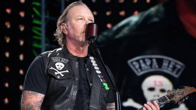 Neskutečný příběh: Fanynka porodila svého syna přímo během koncertu kapely Metallica | EVROPA 2