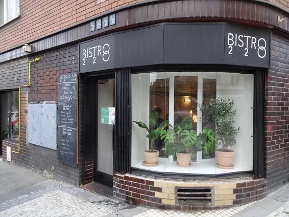 Bistro 8 Vinohrady - Martin Fryč