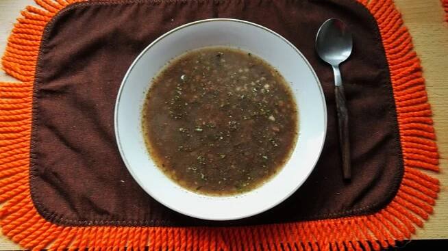 Černá zabijačková polévka " Prdelačka "