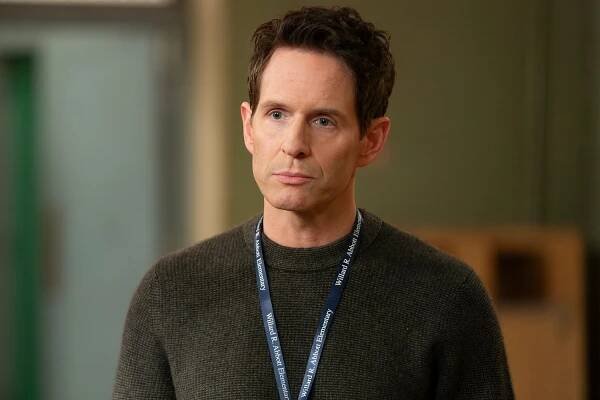 Glenn Howerton on Abbott Elementary