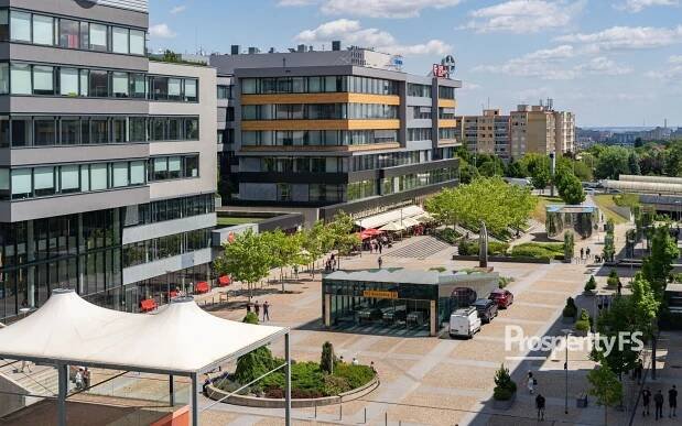 Pronájem byt 2+kk - náměstí Junkových, Praha, 62 m2