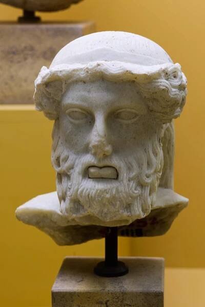 File:Head of Hermes, marble, 425 BC, A225291.jpg - Wikimedia Commons