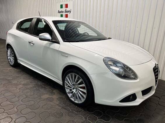 Prodej Alfa Romeo - Giulietta 1.4 TB 125kW NOVÉ ZIMNÍ PNEU