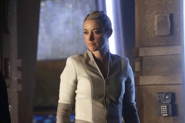 Zoie Palmer - Dark Matter - All the Time in the World - Z filmu