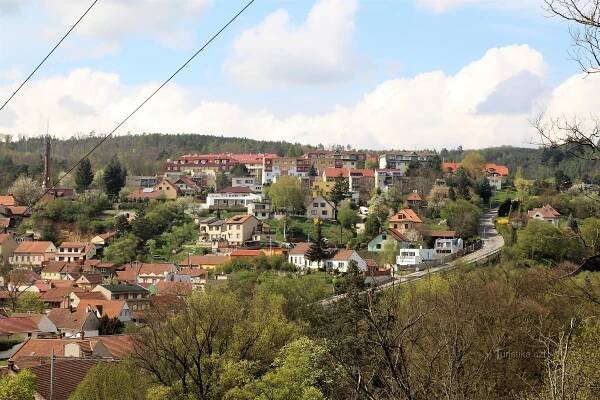 Bílovice nad Svitavou - vyhlídka pod Hradiskem