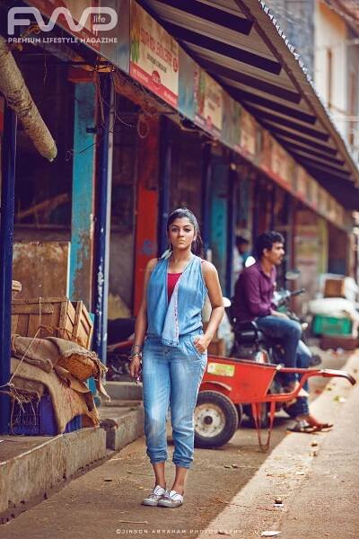 Jinson Abraham - Aparna Balamurali Editorial