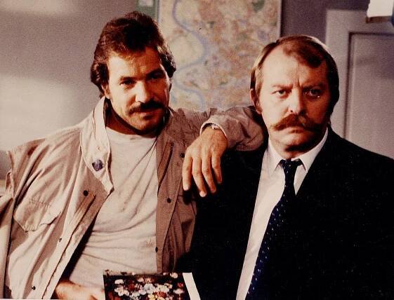 Místo činu - Vila na předměstí - Z filmu - Götz George, Eberhard Feik