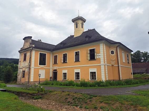 Obnova zámku Nemilkov novým majitelům změnila život