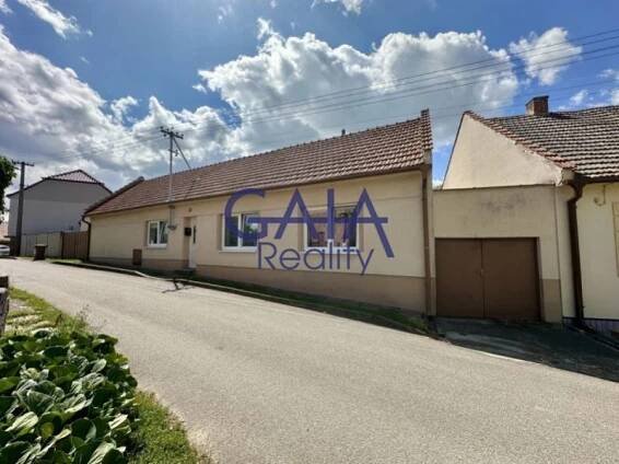 Nemovitosti Bukovany (Hodonín) - k dispozici 3 inzerátů od pouhých 2 500 Kč/měsíc