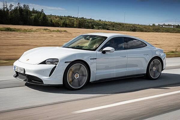 Porsche Taycan  !! SPERRFRIST 25. September 2019	  00:01 Uhr !!