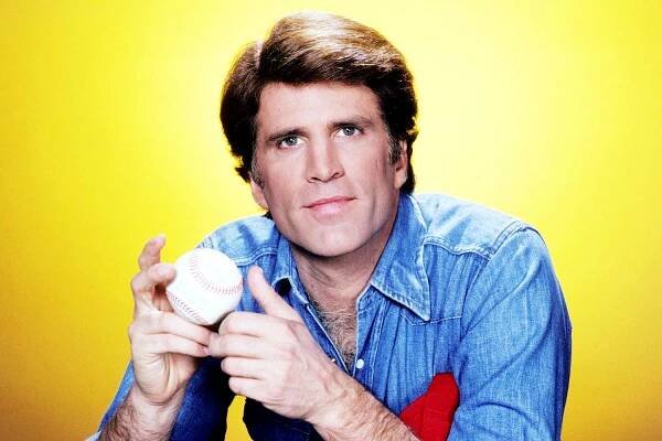 Ted Danson on 'Cheers'