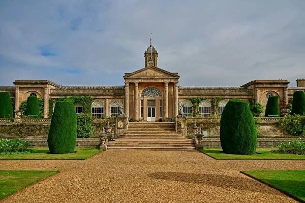 House & Gardens