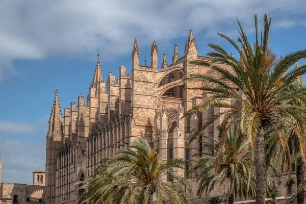 Palma Cathedral: Exploring Palma de Mallorca on a Palma free walking tour