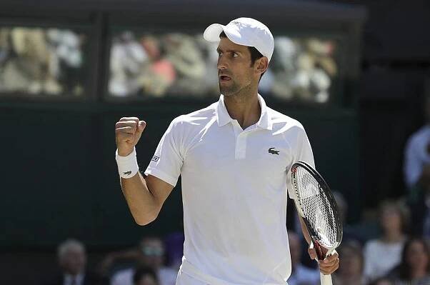 Djokovič slaví čtvrtý wimbledonský titul. Dočkala se i Čechoameričanka