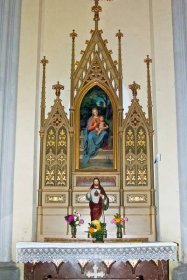 oltářní obraz Madona v zeleném, který osobně daroval chrastavskému kostelu slavný rodák malíř Josef Führich (archiv Jany Zahurancové)