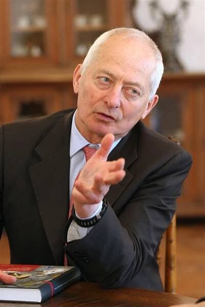 Česku by se vyplatilo vrátit nám majetek, říká lichtenštejnský kníže